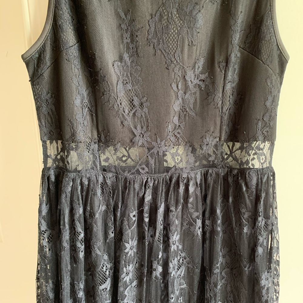 Francesca’s Black Sleeveless Dress - Picture 2 of 5